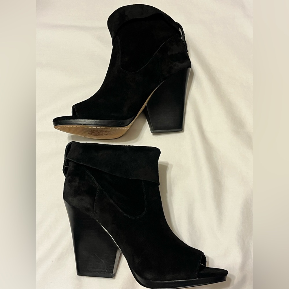NIB Vince Camuto Judelle Black Bootie Sz 7.5